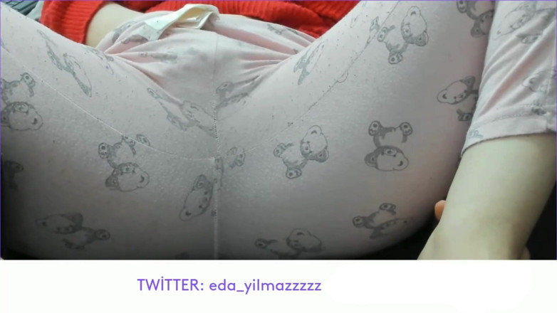 turk_milf_porno: Masturbation in Pajamas