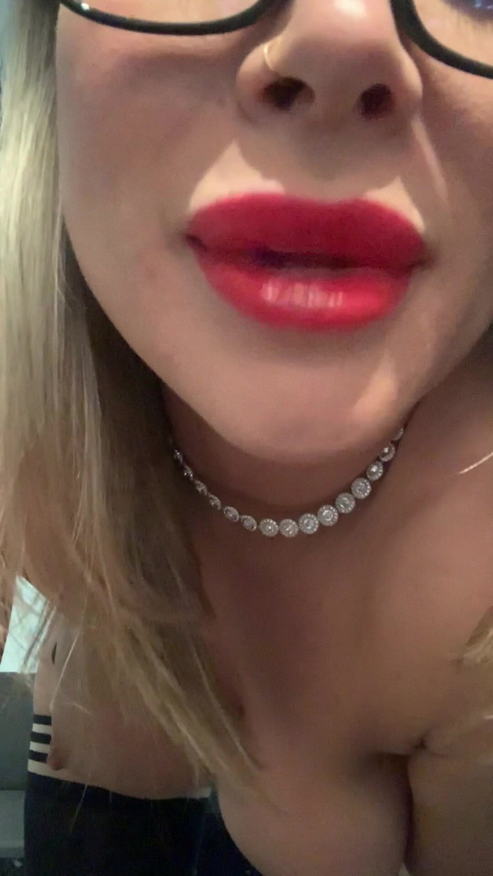 CALLIE ROKS: Ponížení malého penisu sph