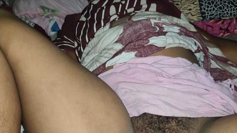 Fullmoti9: La mia figa india wow bel sesso