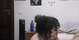 Sarahroomie: Miluji, když mám celé jeho sperma na tváři