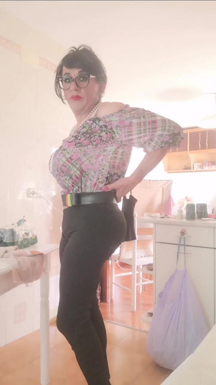 Yusti: 娘娘腔恋物癖