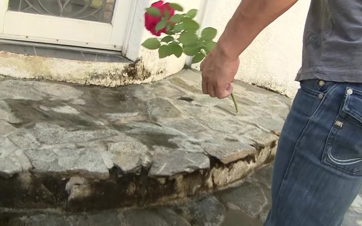 Cumdate: Nu mă mai satură de spermă
