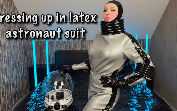 Miss_Fetilicious: Przebierz się za lateksowego astronautę