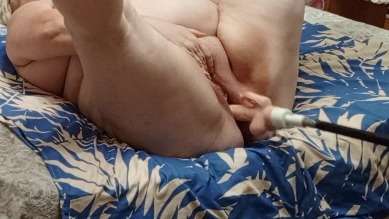 Zona901: Macecha dostala orgasmus ze sexuálního stroje
