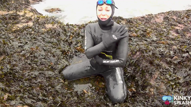 UKCuteGirl Lucy Lauren: Rubbery Beach Encounter: Lucy's Neoprene Pussy Play with Stranger