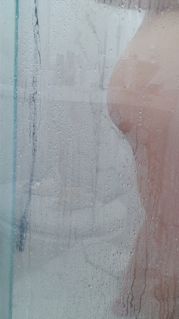 Mah Santos: Hot in the Shower, I Didn't Know I Was Recording