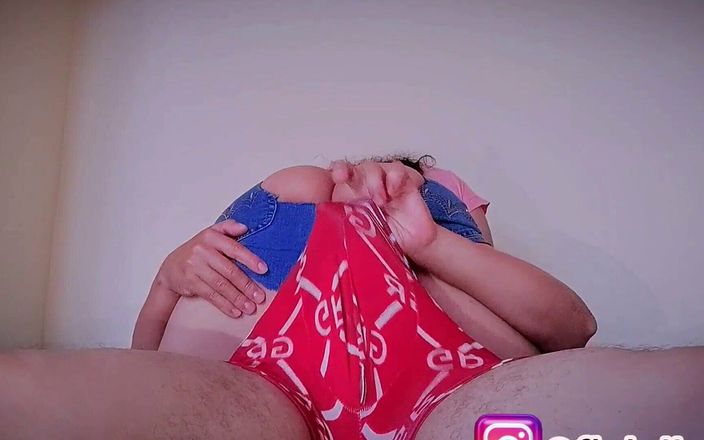 katha: Stepsister in Ripped Jeans Fucks in Her Stepbrother's Bed