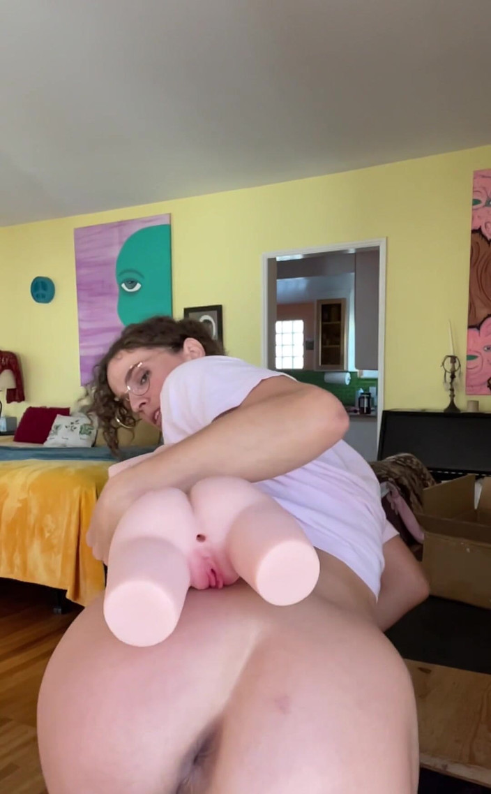VibeWithMommy: 妈妈给你惊喜！