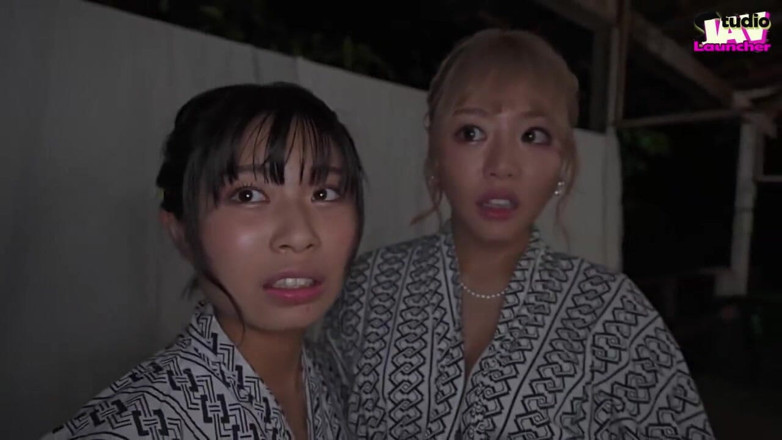 Studio JAV Launcher: Si cantik rambut pirang dan rambut gelap berbagi gairah liar...