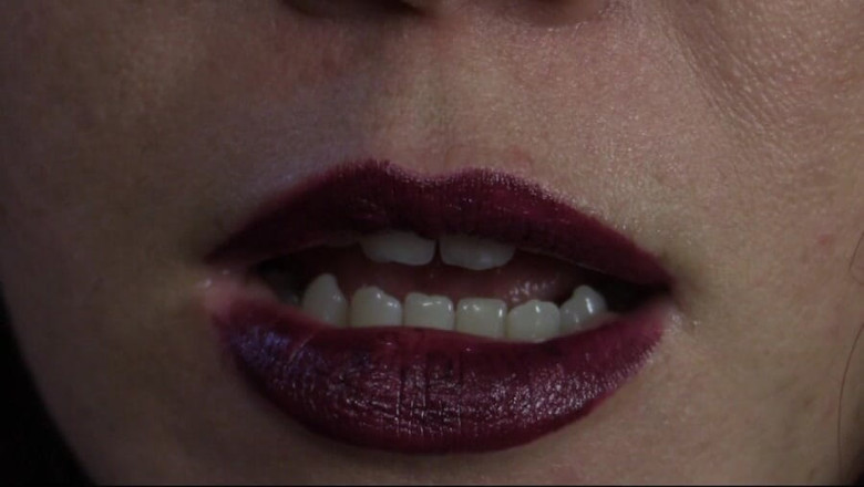 Evangelines Fetish: Evangelines è un'infermiera con il rossetto (Feticcio della bocca)