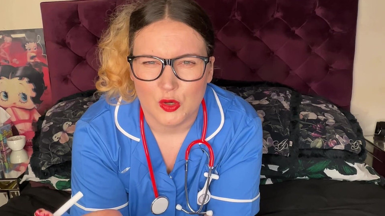 MissFFW: Krankenschwester ffw lächert nadelschwanz-verlierer