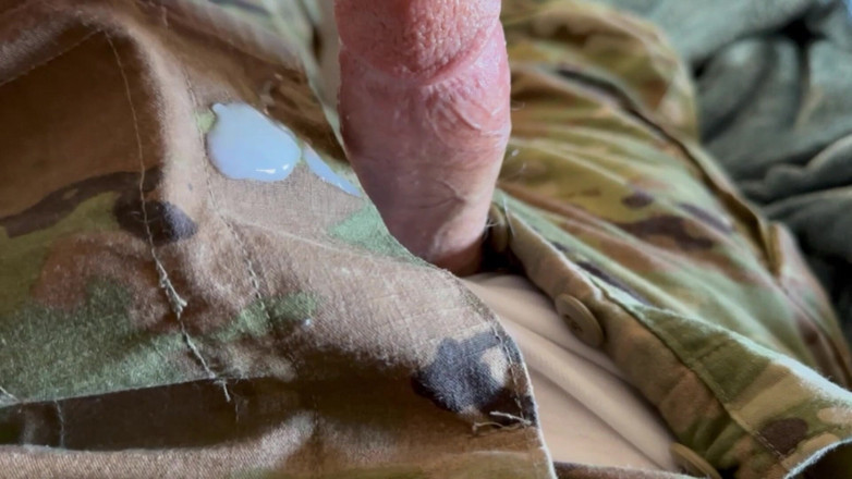 Gay Soldier Stuff: Us Army Solider masturbare purtând Jockey Y fata whities strâmt!