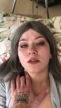 Quick Sex with My Friend's Girlfriend Before He Comes in