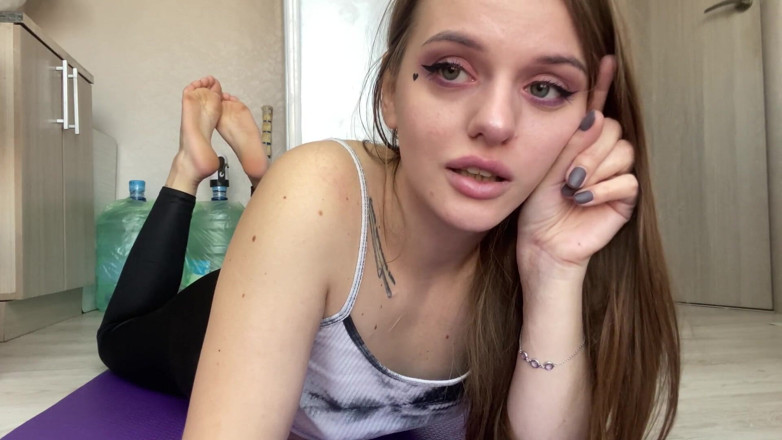 Katy Milligan: Instructions for jerking off with legs