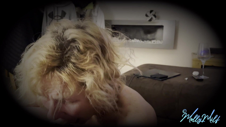 Molly MILF: Jen rychlá Blowjob.mp4