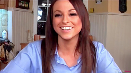 College Uniform: Gemma Newman ile röportaj