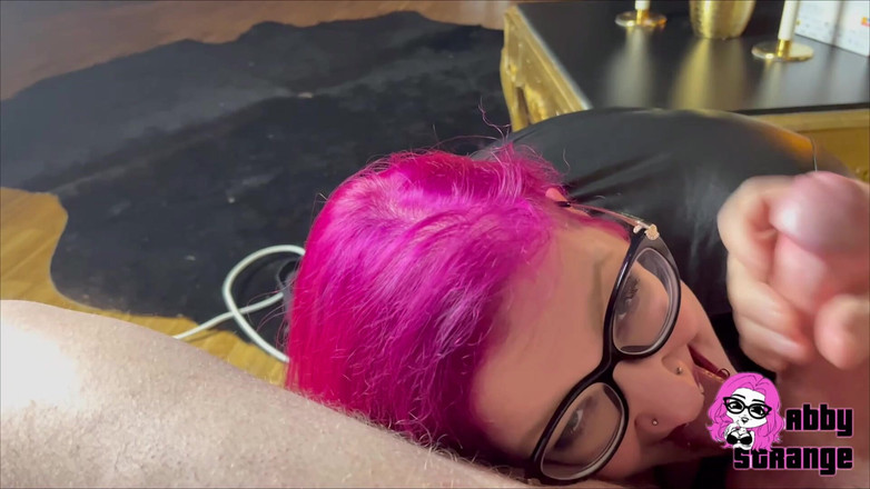 Abby Strange: जर्मन खूबसूरत विशालकाय महिला Abby Strange: गांड हिलाना, गेंद चाटना और वीर्य निगलना