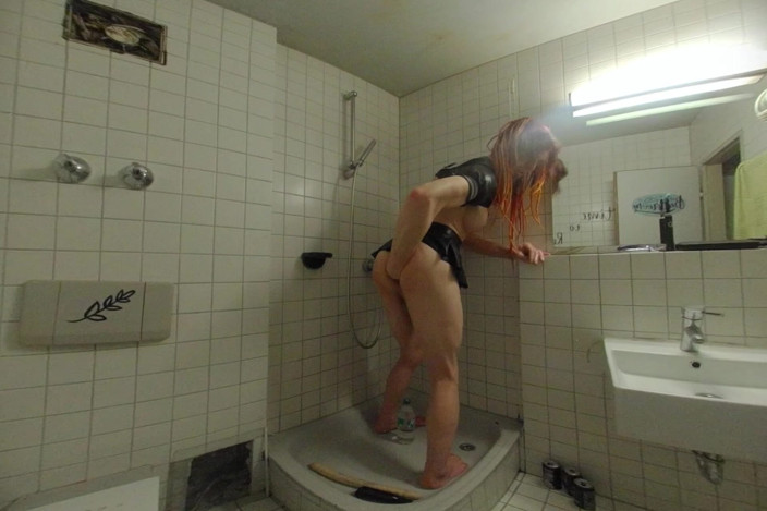 Perception of Depth - Jasmine_Dlight but VR: Jasmine_dlight - Selbst anales fisting in der Dusche Bts Vr180