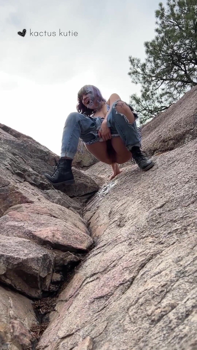 Aspen, Bonni, and I Almost Got Caught Peeing on This Cliff! (Kactus kutie)