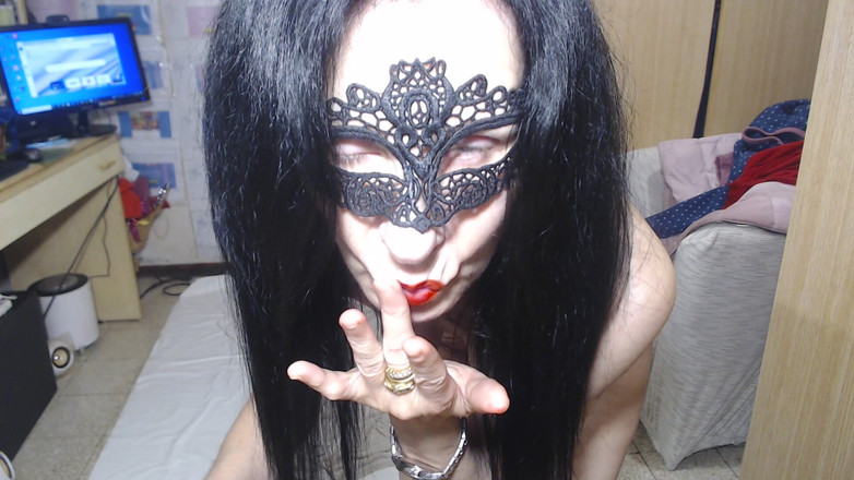 WEBREGINETTA2023: Masturbarsi Con Una Zucchina