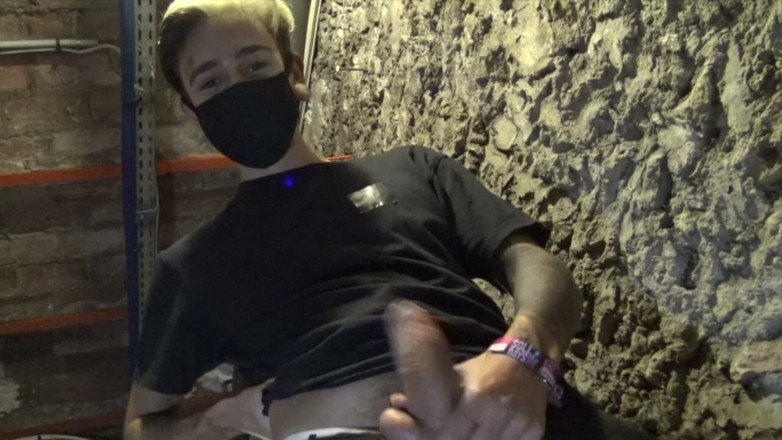 MACHO FUCKER FROM SPAIN: สาวร่านโอโห ก้น To Heck