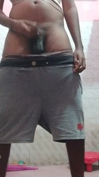Tamil10inches grosse bite noire, séance de pisse urgente