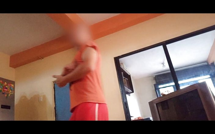 Martin13: Min bästa väns styvfar bjöd in mig till sitt hus...