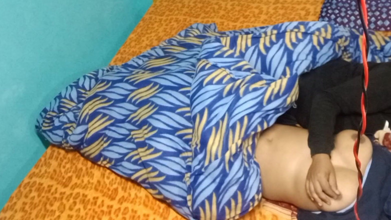 Rucku: Pulchna dziewczyna romans ze swoim chłopakiem.