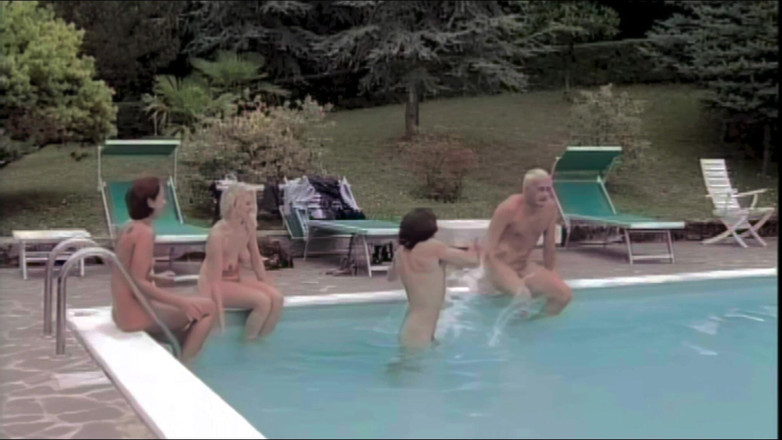 Inhonorof porn: Quartetto in Piscina