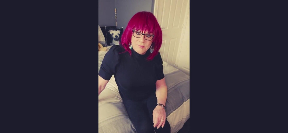 Juniperberi29: あなたのための赤い下着