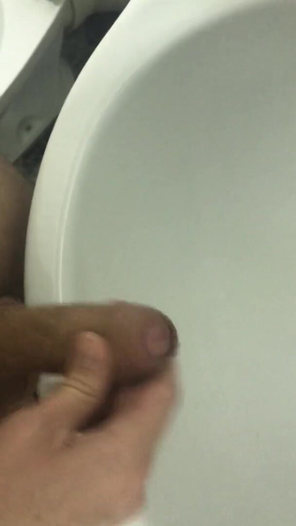 IlyaWilliam: Young Twink Fast Wank And Cum In Bathroom