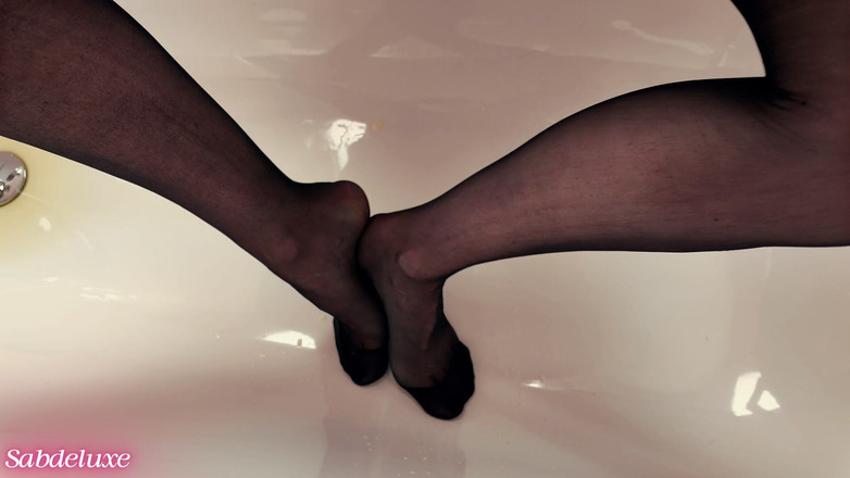 Sabdeluxe: 188. Мокрі нейлони