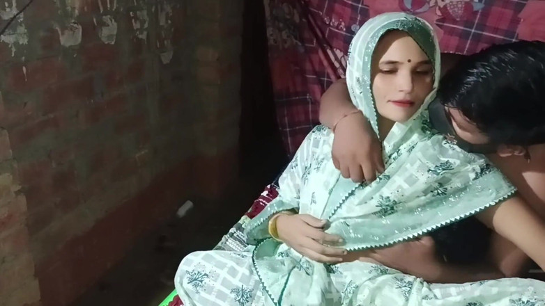 Renudbf: インドのデシ村の主婦のセックス