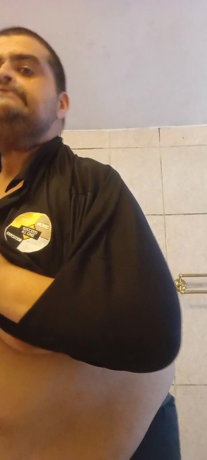 Chubbytits16: Ich brauche einen mann, der meine jungfräulichkeit nimmt