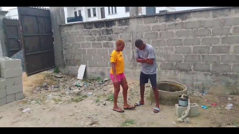 Sex naija 1: Estamos afuera, queremos filmar escena afuera en un edificio no...