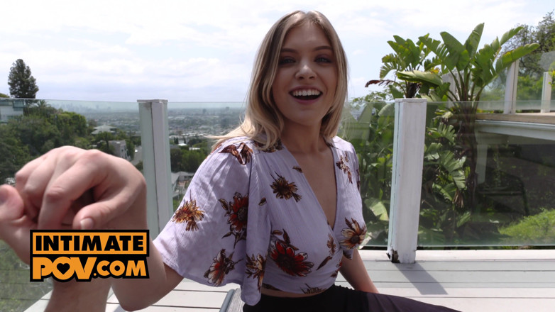 Its POV: Geile babe Giselle Palmer hunkert naar je sperma op haar...