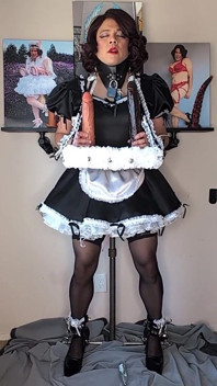 Sissy Pokojówka Dildo Stand Bondage i Cum Dump