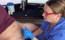 Avril Showers: Doctoriță matură sexy umplută cu spermă de pacient în timpul examenului...