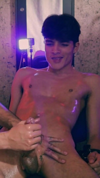 Cum Control Camilo Brown Giving Intense Oil Handjob to Hot Twink