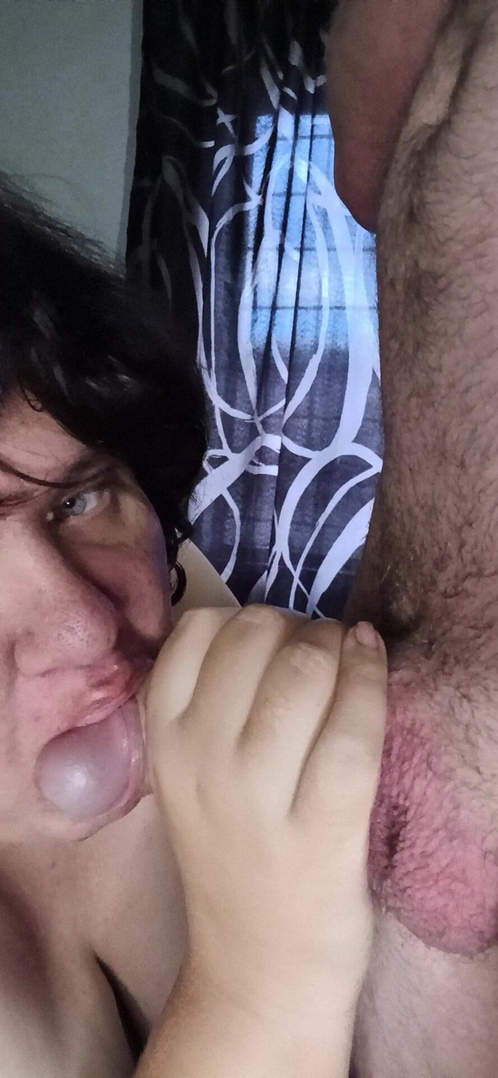 BBWLOVERS: Товстушка любить смоктати член і бути неслухняною!!