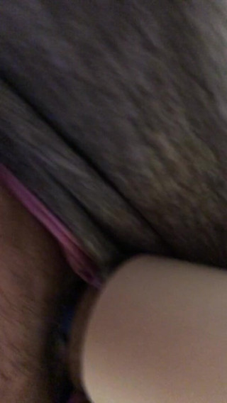 Bad Girl Inc: Quicky masturbation with my Hitachi