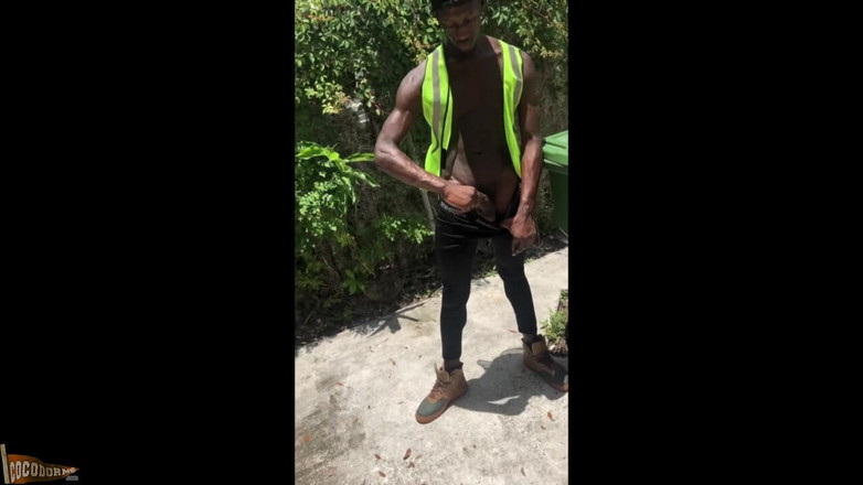 CocoDorm: Kendrick Marcel en sesión de construcción