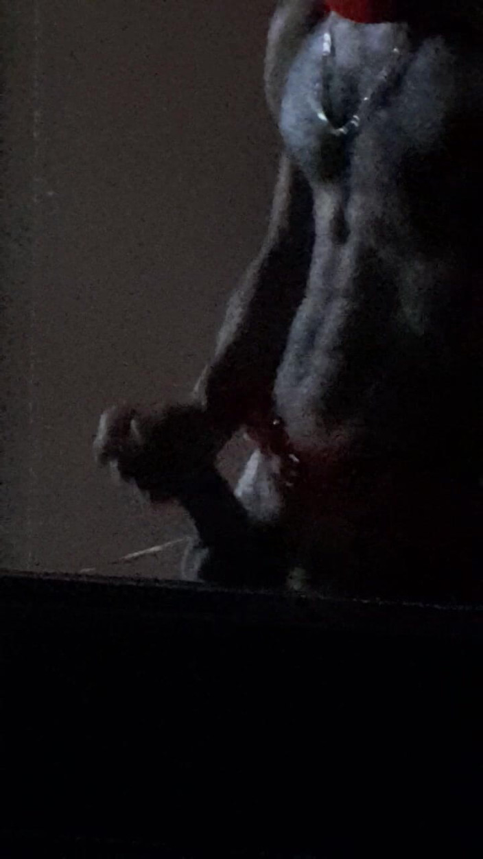 Dorian DomTop: La figa arrapata di natale ha iniziato a masturbarsi