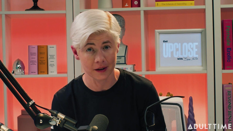 Adult Time Podcast: Leana Lovings Cuddle Puddles &amp; the Sex Machine | the Adult Time...