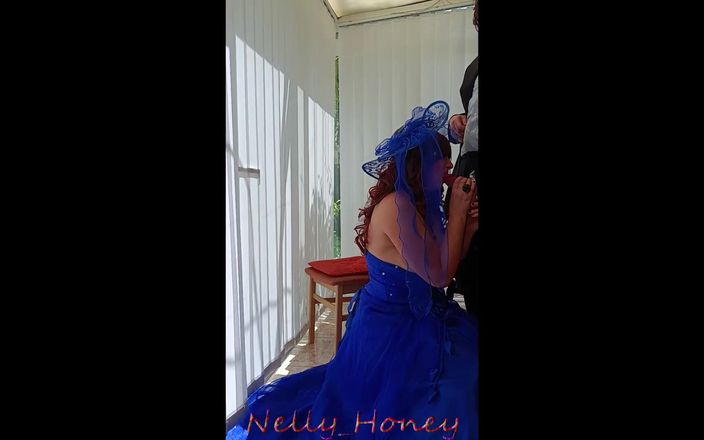Nelly honey: नई नीली गेंद के गाउन में ली गई सुंदर फोटो गैलरी