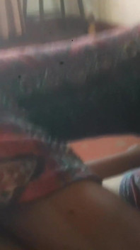 Knullar hemmafru medan hon lagar mat