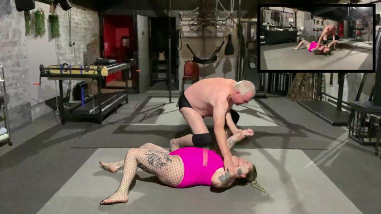 Bambi_beauty1: Bambi versus Stephen