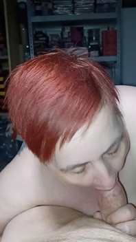 Karcelyne kouří svého pána