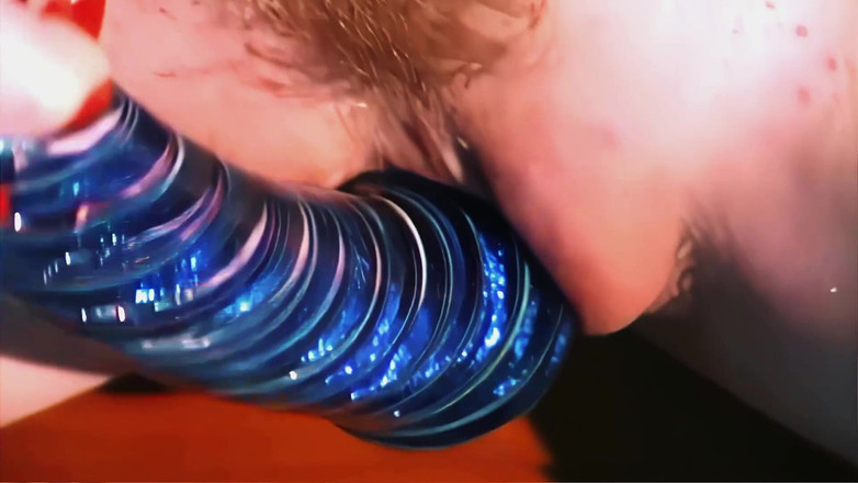 8TeenHub: Sunny Lane Rams Her Toy Deep Do Jejího Těsného zadku...