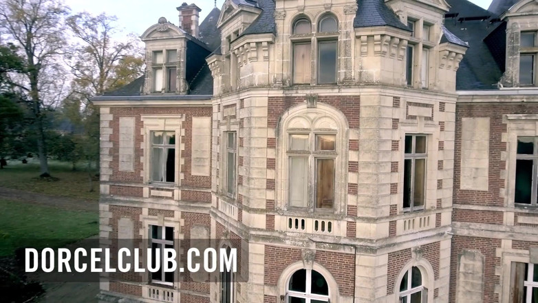Dorcel Club: Hot threesome with 2 gorgeous babes